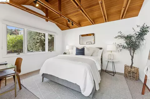 Bedroom - 12 Brookside Ave, Berkeley, CA 94705 photo 12 of 12