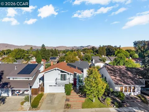 View/Area - 4495 Oakbrook Ct, Concord, CA 94521 photo 1 of 8