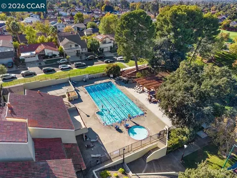 Exterior - 4495 Oakbrook Ct, Concord, CA 94521 photo 5 of 5