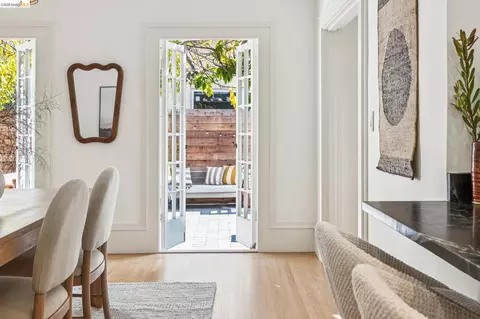 Entry Way - 865 Contra Costa Ave, Berkeley, CA 94707 photo 6 of 12