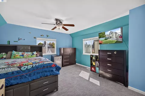 Bedroom - 439 W Golf Cir, Manteca, CA 95337 photo 5 of 5