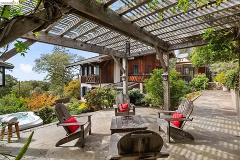 Exterior - 1705 La Loma Ave, Berkeley, CA 94709 photo 9 of 24