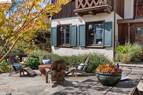 Exterior - 1705 La Loma Ave, Berkeley, CA 94709 photo 17 of 24
