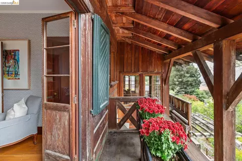 Exterior - 1705 La Loma Ave, Berkeley, CA 94709 photo 5 of 24