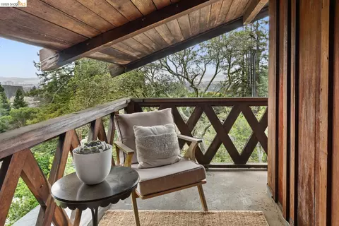 Exterior - 1705 La Loma Ave, Berkeley, CA 94709 photo 6 of 24