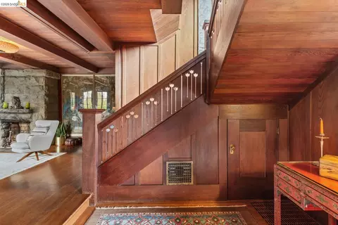 Entry Way - 1705 La Loma Ave, Berkeley, CA 94709 photo 2 of 8