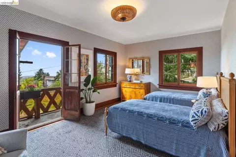 Bedroom - 1705 La Loma Ave, Berkeley, CA 94709 photo 1 of 5