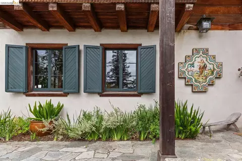 Exterior - 1705 La Loma Ave, Berkeley, CA 94709 photo 4 of 24