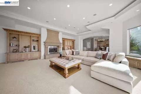 Living - 27 Eagle Ridge Ln, Danville, CA 94506 photo 6 of 6