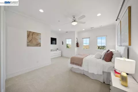Bedroom - 27 Eagle Ridge Ln, Danville, CA 94506 photo 8 of 10