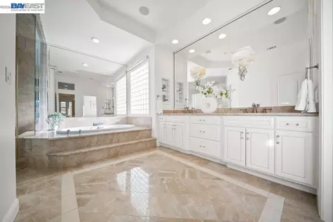 Bath - 27 Eagle Ridge Ln, Danville, CA 94506 photo 4 of 9