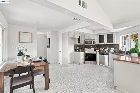 Kitchen - 2640 Beecham, Fairfield, CA 94533 photo 2 of 3