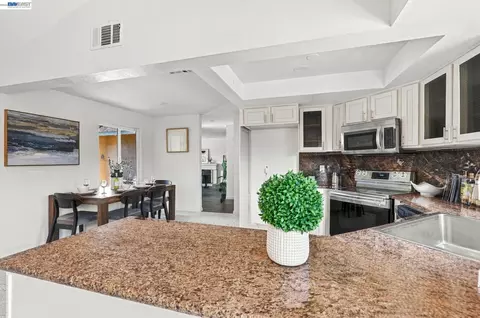 Kitchen - 2640 Beecham, Fairfield, CA 94533 photo 3 of 3