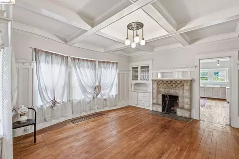Living - 2204 Tenth St, Berkeley, CA 94710 photo 6 of 8