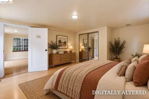 Bedroom - 2204 Tenth St, Berkeley, CA 94710 photo 11 of 14
