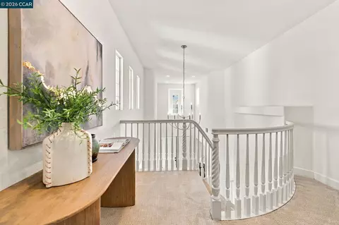 Entry Way - 5279 S Montecito Dr, Concord, CA 94521 photo 2 of 2