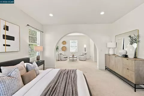 Bedroom - 5279 S Montecito Dr, Concord, CA 94521 photo 5 of 8