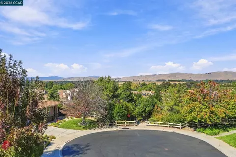 View/Area - 5279 S Montecito Dr, Concord, CA 94521 photo 1 of 1