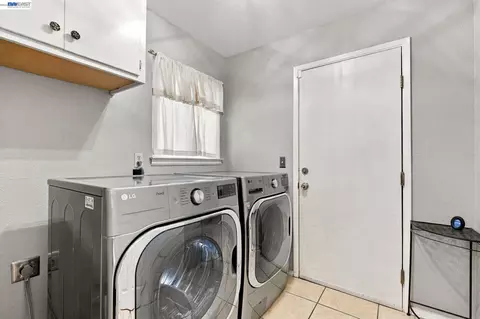 Other - 1017 Hatchcover Pl, Manteca, CA 95337 photo 3 of 13