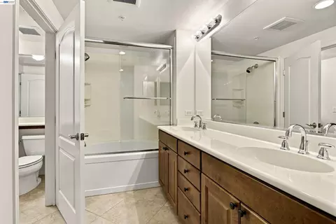 Bath - 600 S Abel St #508, Milpitas, CA 95035 photo 3 of 4