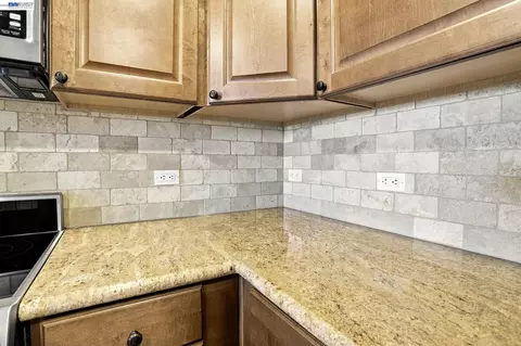 Kitchen - 600 S Abel St #508, Milpitas, CA 95035 photo 5 of 6