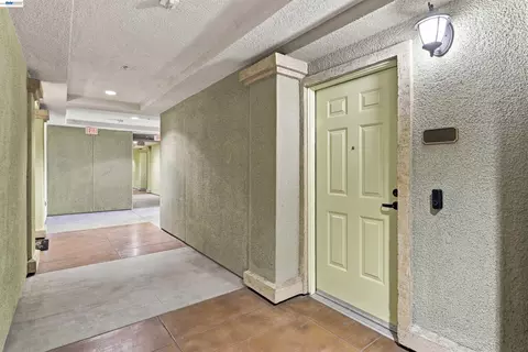 Entry Way - 600 S Abel St #508, Milpitas, CA 95035 photo 3 of 5