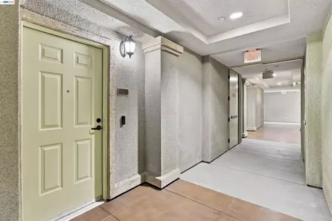 Entry Way - 600 S Abel St #508, Milpitas, CA 95035 photo 2 of 5