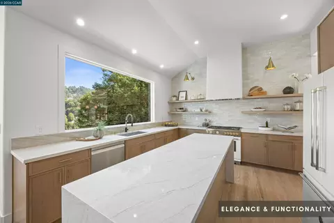 Kitchen - 6900 Charing Cross Rd, Berkeley, CA 94705 photo 3 of 5
