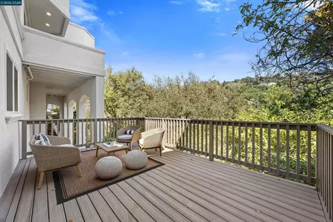 Exterior - 6900 Charing Cross Rd, Berkeley, CA 94705 photo 8 of 11