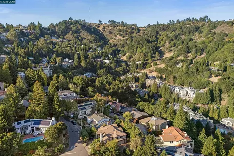 View/Area - 6900 Charing Cross Rd, Berkeley, CA 94705 photo 12 of 12
