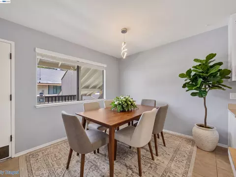 Dining - 185 Union Ave #14, Campbell, CA 95008 photo 2 of 2