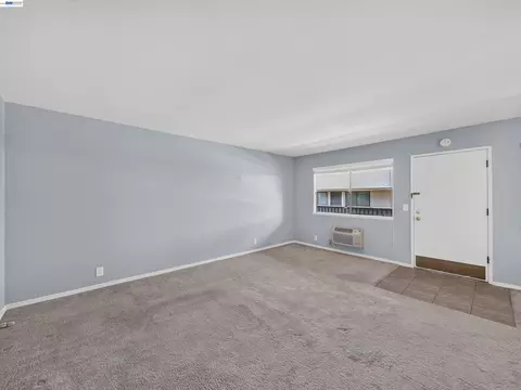 Living - 185 Union Ave #14, Campbell, CA 95008 photo 2 of 7