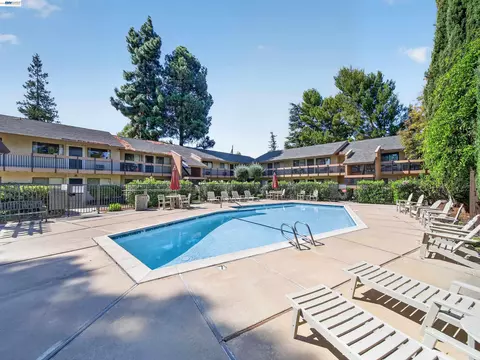 Exterior - 185 Union Ave #14, Campbell, CA 95008 photo 5 of 15