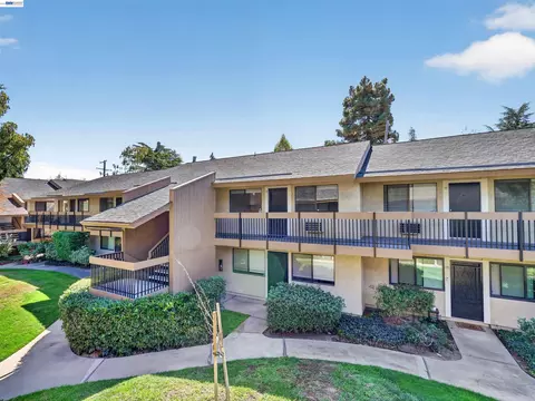 Exterior - 185 Union Ave #14, Campbell, CA 95008 photo 1 of 15