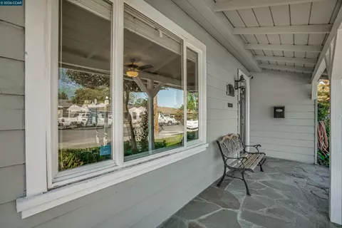 Exterior - 42 E 13th St, Antioch, CA 94509 photo 4 of 10