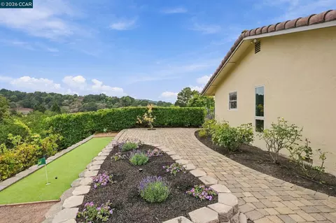 Exterior - 21 Inverleith Ter, Moraga, CA 94556 photo 11 of 11