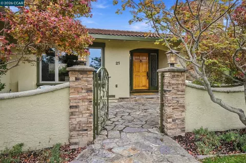 Exterior - 21 Inverleith Ter, Moraga, CA 94556 photo 3 of 11