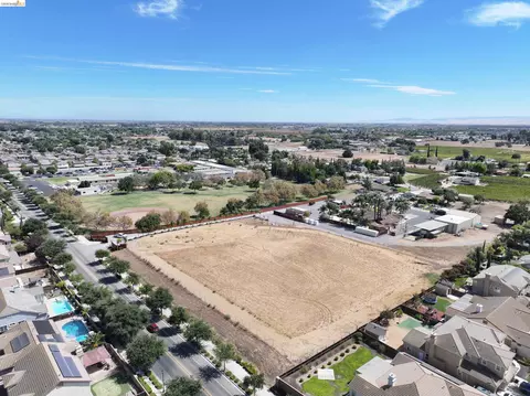 Bolton Rd, Oakley, CA 94561 photo 5