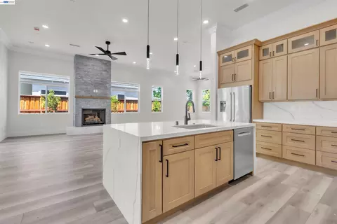 Other - 5210 Shirehills Ln, Carmichael, CA 95608 photo 4 of 8