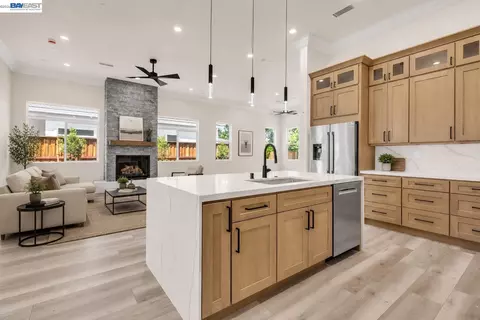 Kitchen - 5210 Shirehills Ln, Carmichael, CA 95608 photo 1 of 4