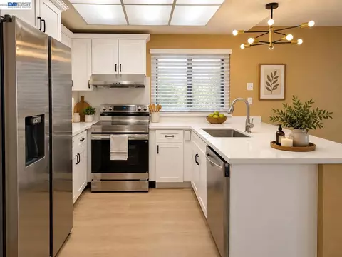 Kitchen - 1063 Mepham Dr, Pittsburg, CA 94565 photo 4 of 5