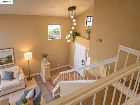 Entry Way - 1063 Mepham Dr, Pittsburg, CA 94565 photo 4 of 5