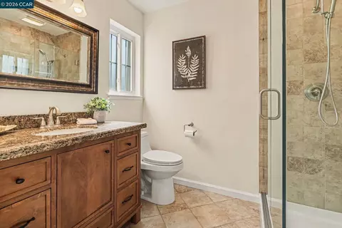 Bath - 340 Greenway Dr, Martinez, CA 94553 photo 1 of 2