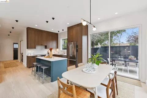 Dining - 1523 Stuart, Berkeley, CA 94703 photo 3 of 5