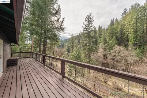 Exterior - 540 Lost Bridge Rd, Lewiston, CA 96052 photo 5 of 19
