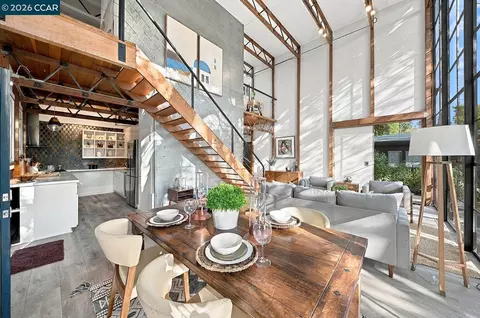 Dining - 141 Fairlawn Dr, Berkeley, CA 94708 photo 2 of 4