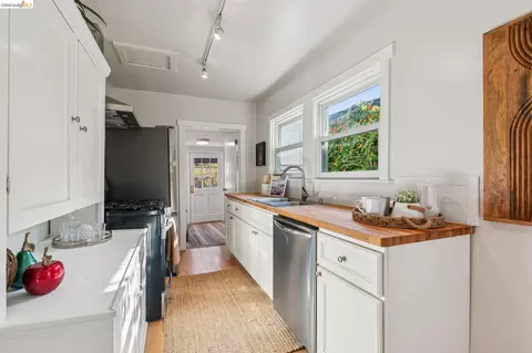 Kitchen - 1322 Bancroft Way, Berkeley, CA 94702 photo 1 of 4