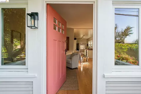 Entry Way - 1322 Bancroft Way, Berkeley, CA 94702 photo 1 of 3