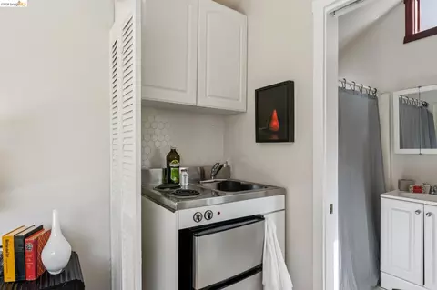 Kitchen - 1322 Bancroft Way, Berkeley, CA 94702 photo 4 of 4