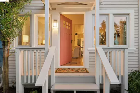 Entry Way - 1322 Bancroft Way, Berkeley, CA 94702 photo 3 of 3